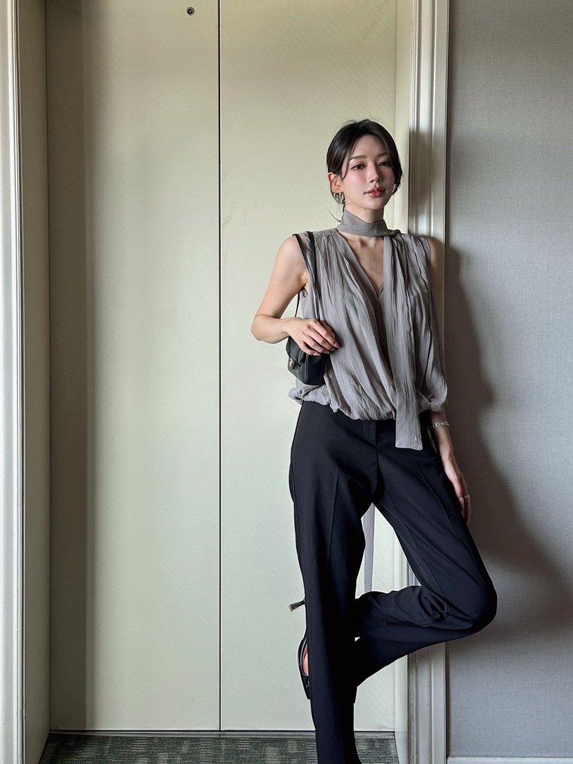 81 MARKET-L東大門實拍韓國女裝新品時尚職業襯衫蕾絲衫81 MARKET-L襯衫/蕾絲衫