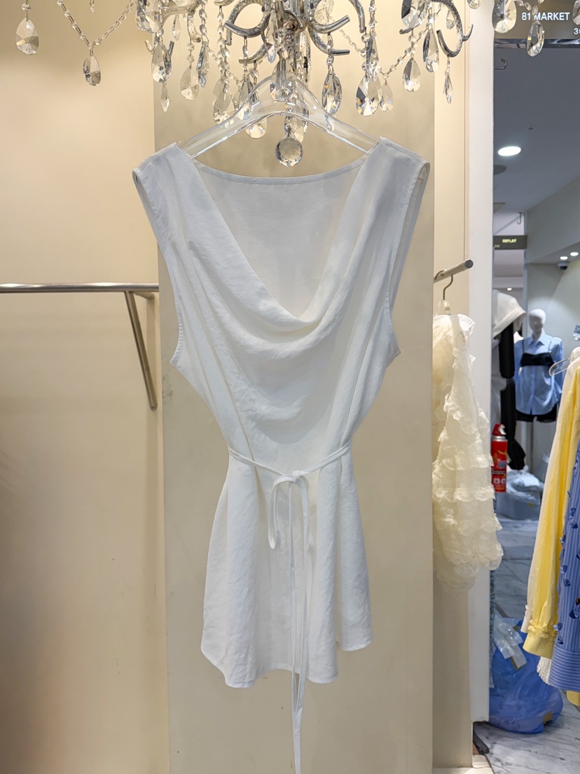 81 MARKET-L韓國直郵實拍女士新品時尚熱賣人氣休閑套裝81 MARKET-L套裝
