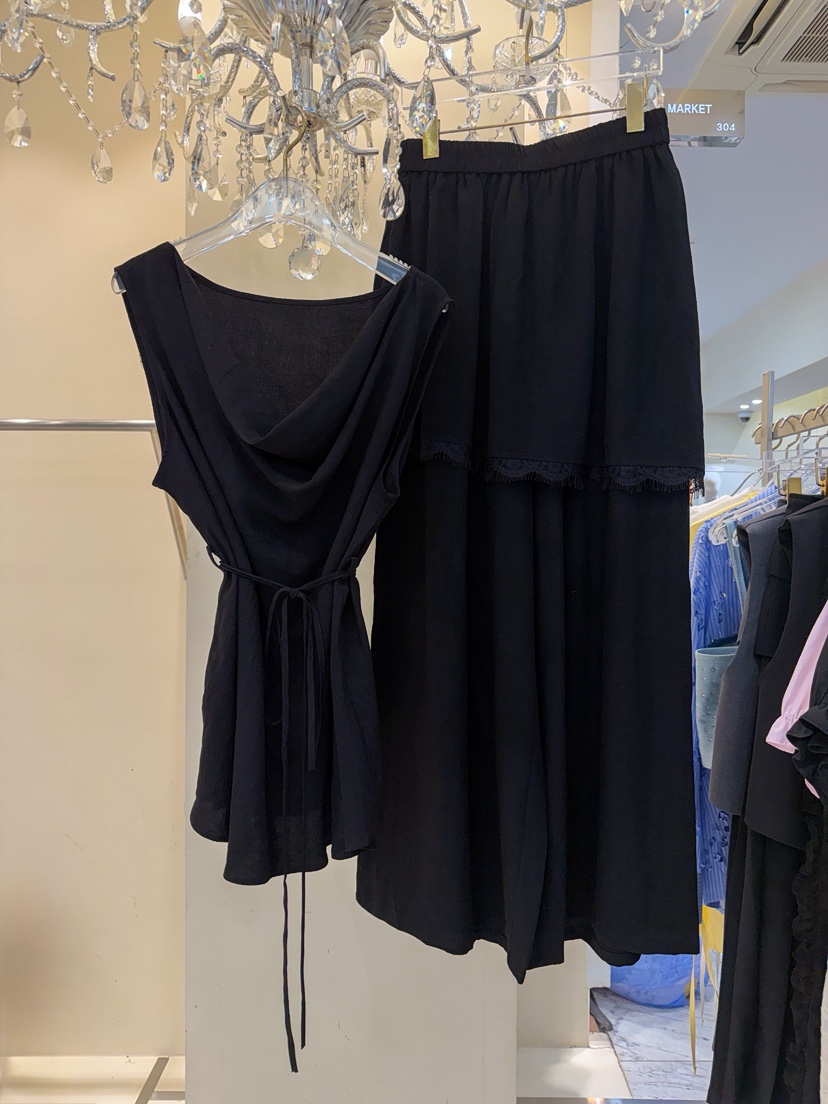 81 MARKET-L韓國直郵實拍女士新品時尚熱賣人氣休閑套裝81 MARKET-L套裝圖色2