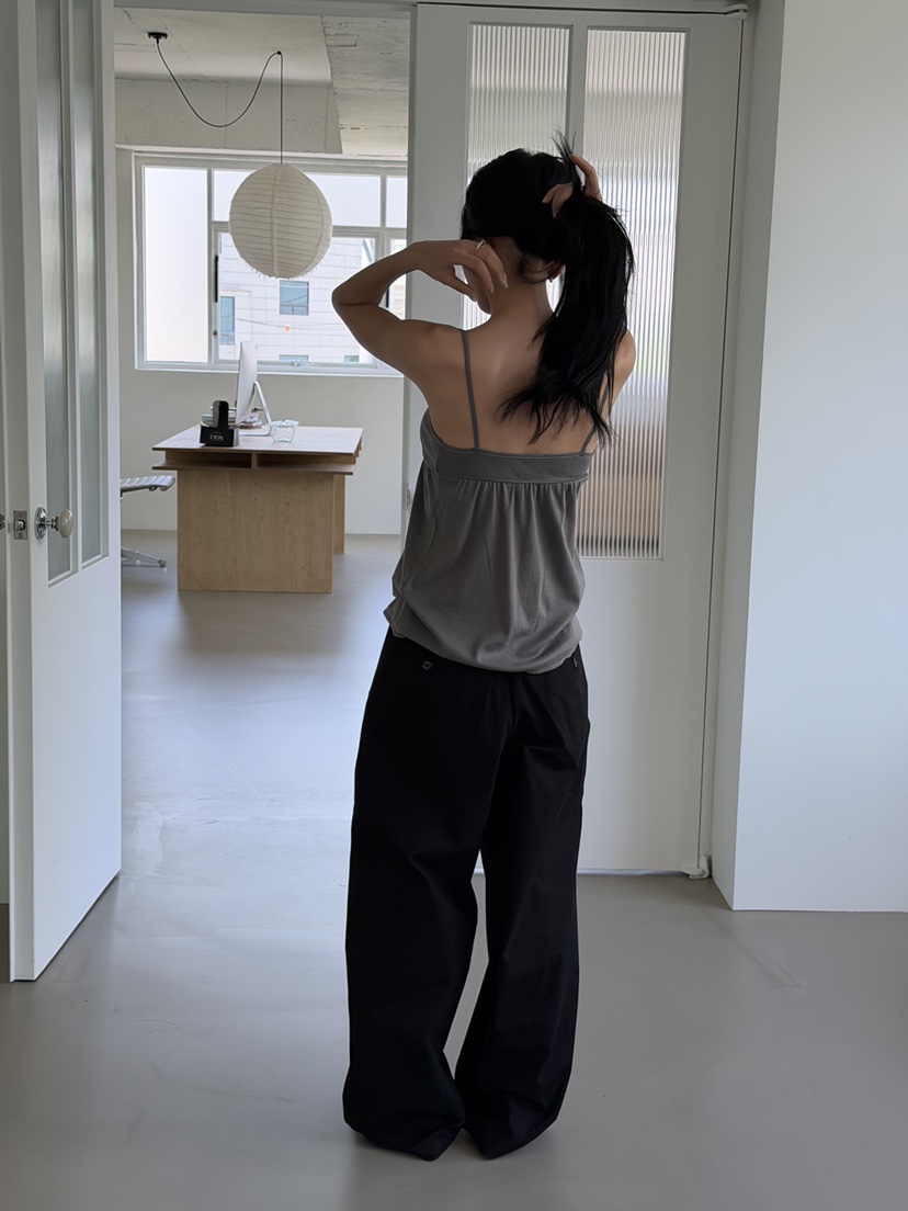 KARE/WEREPIECE東大門實拍韓國女裝新品時尚熱賣吊帶背心KARE/WEREPIECE吊帶/背心