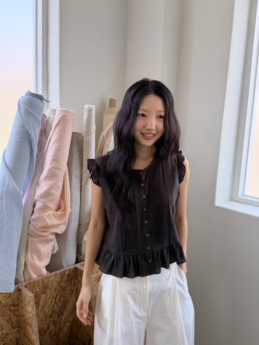 KARE/WEREPIECE韓國直郵女裝新款26夏季熱賣職業襯衫蕾絲衫KARE/WEREPIECE襯衫/蕾絲衫