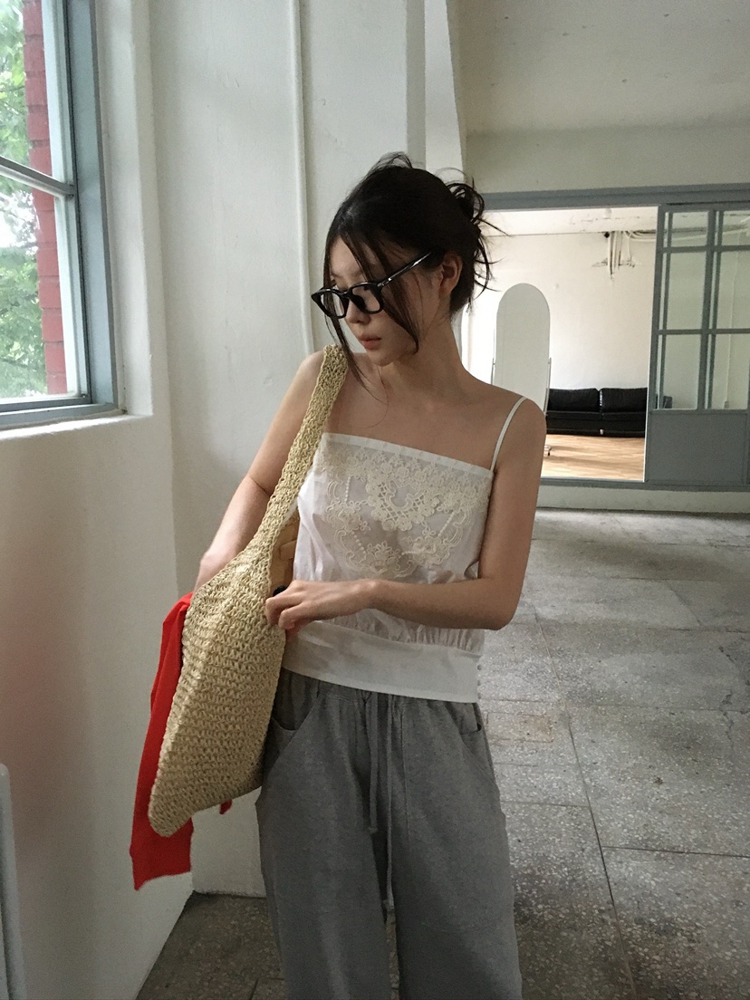 UNBOUND東大門實拍韓國女裝新款人氣推薦26春夏熱賣吊帶背心UNBOUND吊帶/背心