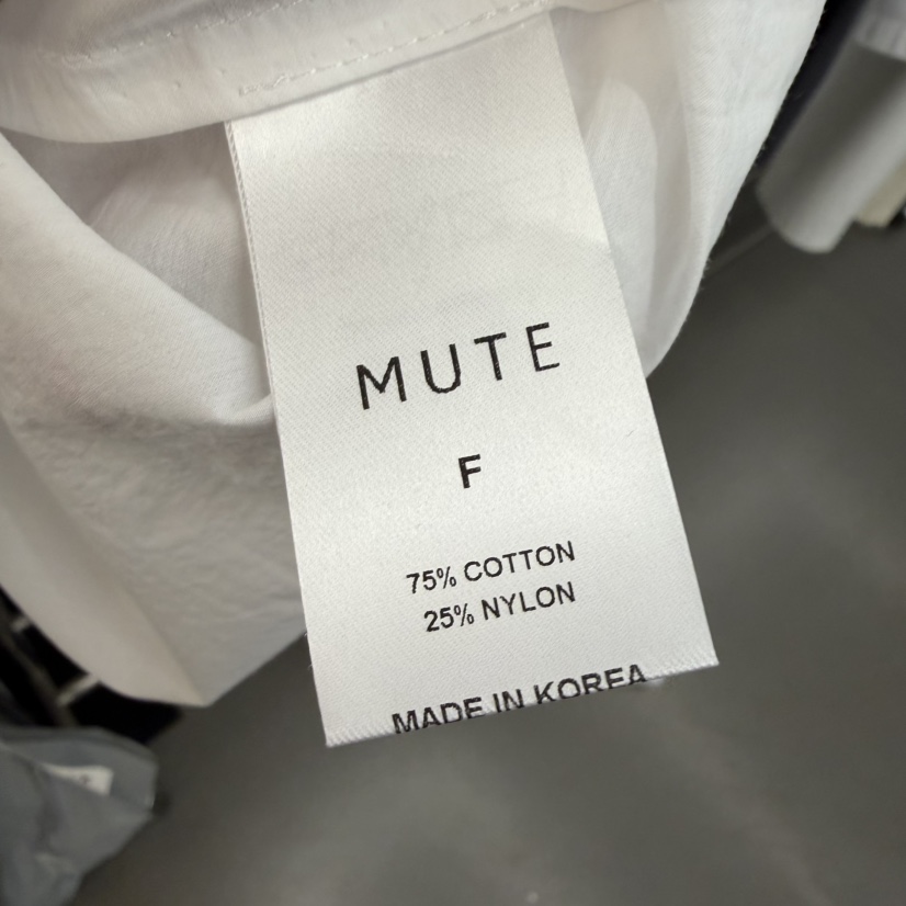 MUTE-P韓國代購女士新款時尚休閑26春夏推薦26夏季襯衫蕾絲衫MUTE襯衫/蕾絲衫