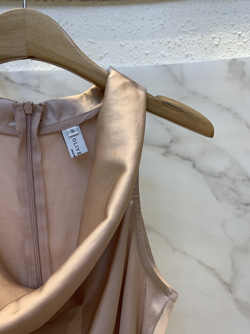 OLIVE TrEE韓國直郵實拍女士新品人氣休閑26夏季吊帶背心OLIVE TrEE吊帶/背心