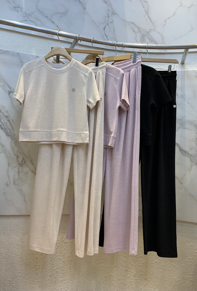 OLIVE TrEE韓國直郵女裝新品26春夏推薦人氣時尚26夏季套裝OLIVE TrEE套裝