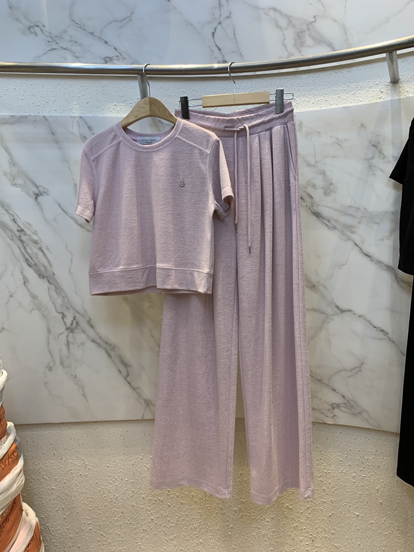 OLIVE TrEE韓國直郵女裝新品26春夏推薦人氣時尚26夏季套裝OLIVE TrEE套裝圖色1