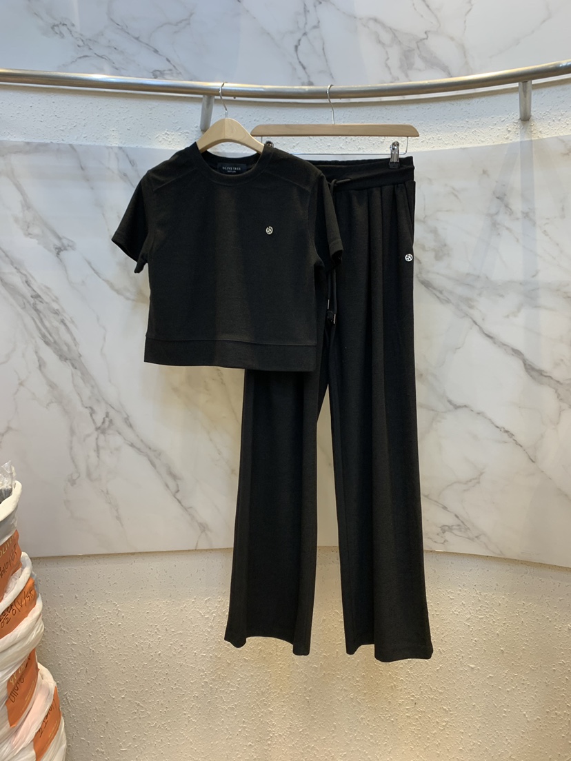 OLIVE TrEE韓國直郵女裝新品26春夏推薦人氣時尚26夏季套裝OLIVE TrEE套裝圖色3