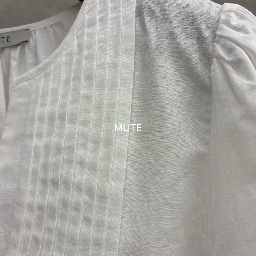 MUTE-P韓國代購女裝新款時尚職業26春夏人氣26夏季襯衫蕾絲衫MUTE襯衫/蕾絲衫