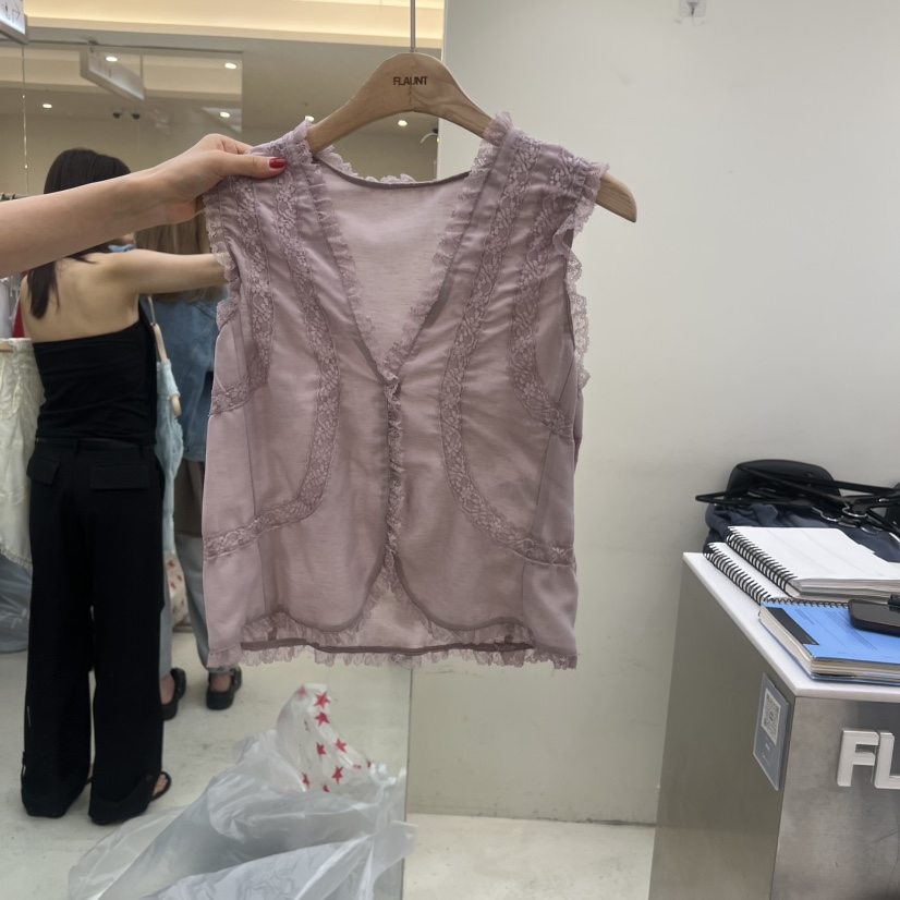 FLAUNT韓國東大門代購女士新品時尚推薦吊帶背心蕾絲紐扣FLAUNT吊帶/背心圖色2