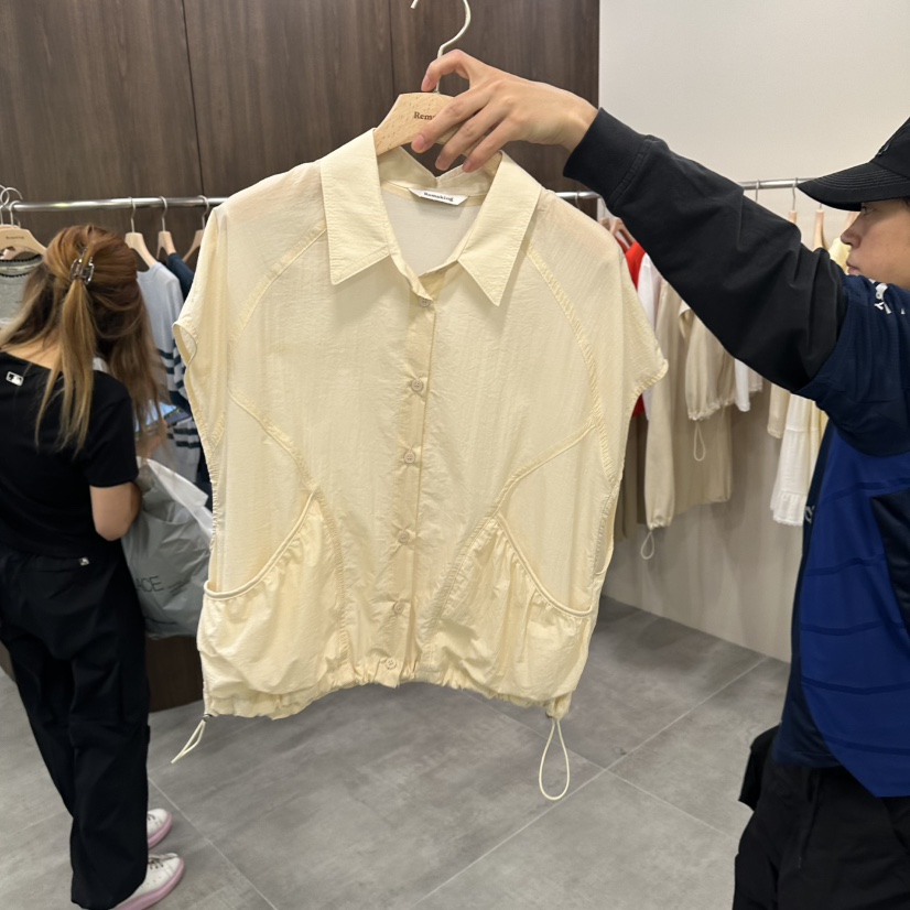 URBANSTORY/REMAKING韓國東大門直郵女士新品推薦襯衫蕾絲衫Remaking/URBANSTORY襯衫/蕾絲衫圖色2