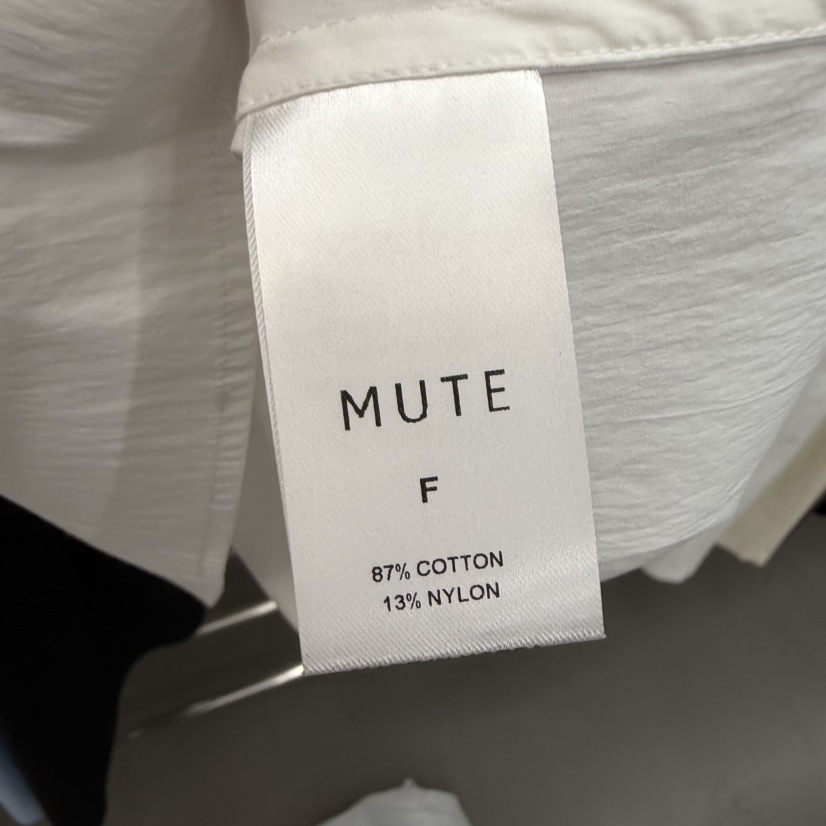 MUTE-P韓國直郵實拍女裝新品時尚職業26夏季熱賣襯衫蕾絲衫MUTE襯衫/蕾絲衫