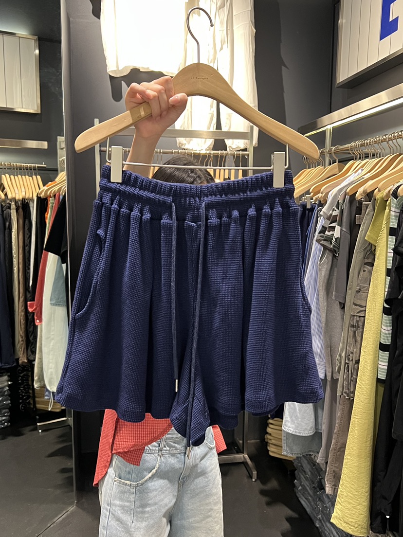 EL BOSQUE韓國東大門代購女裝新品時尚熱賣26春夏職業短褲EL BOSQUE短褲圖色2