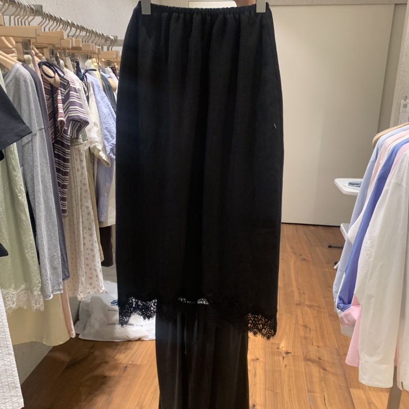 COMELY韓國直郵女裝新品推薦時尚職業人氣半身裙中短裙蕾絲COMELY半身裙/中短裙圖色2