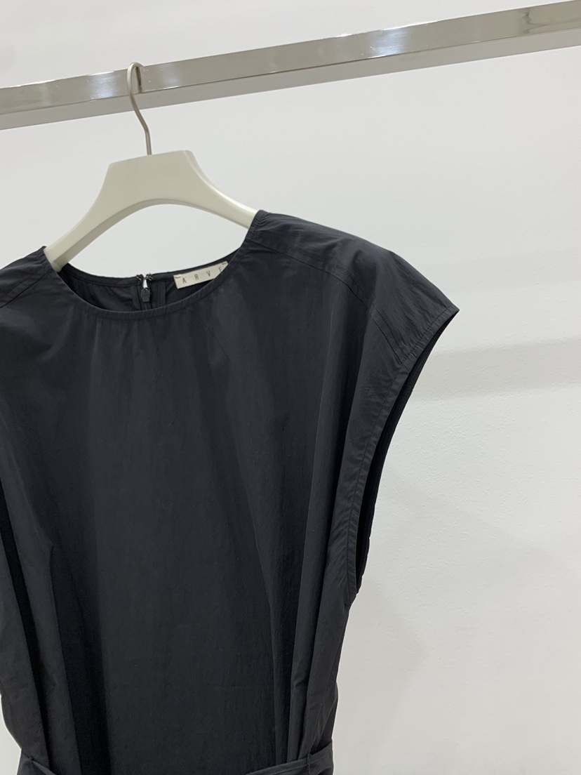 ARVE韓國代購女士新款26春夏人氣時尚熱賣26夏季襯衫蕾絲衫ARVE襯衫/蕾絲衫