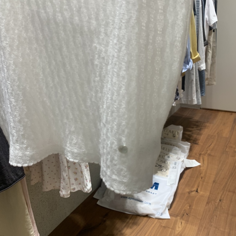 COMELY韓國代購女裝新品人氣26春夏推薦26夏季職業吊帶背心COMELY吊帶/背心