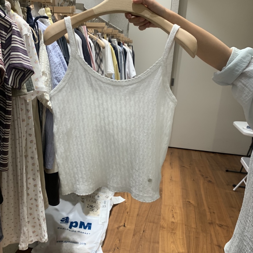 COMELY韓國代購女裝新品人氣26春夏推薦26夏季職業吊帶背心COMELY吊帶/背心圖色1