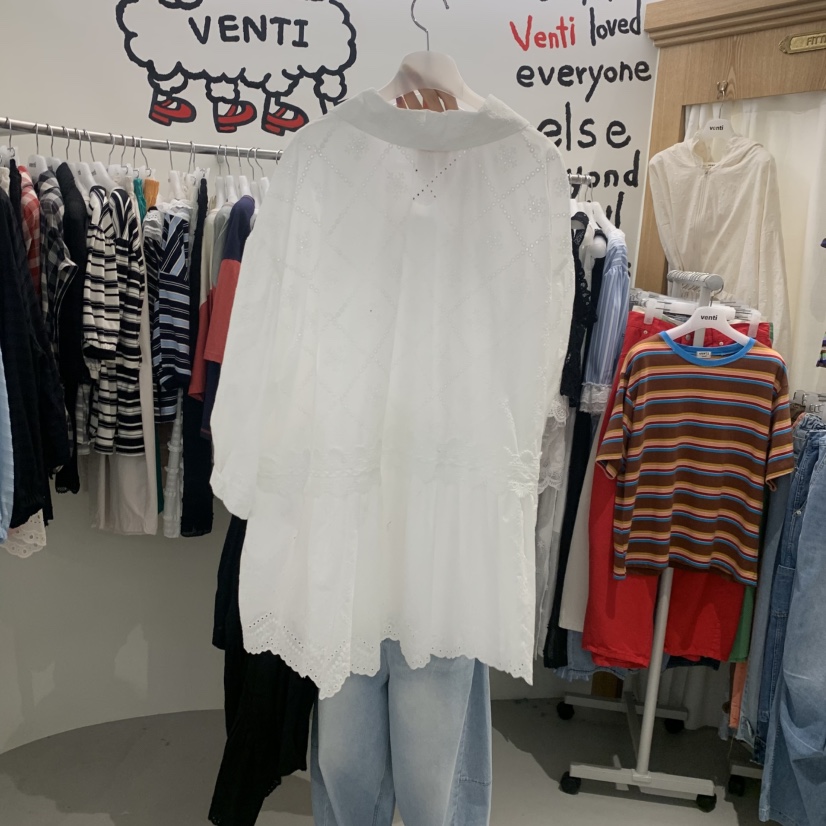 VENTI韓國代購女士新款26春夏職業人氣時尚襯衫蕾絲衫蕾絲VENTI襯衫/蕾絲衫