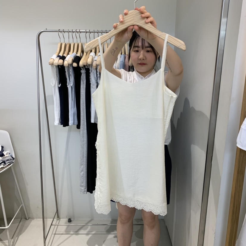 OUTRENE韓國直郵女裝新款26夏季推薦26春夏人氣時尚連衣裙OUTRENE連衣裙圖色2