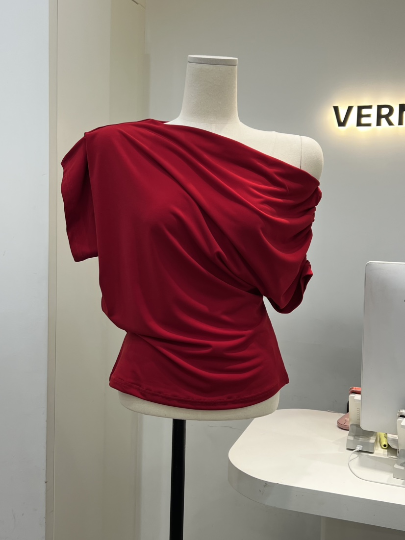 VERNI韓國東大門代購女士新品26春夏熱賣時尚26夏季T恤不對稱VERNIT恤圖色1