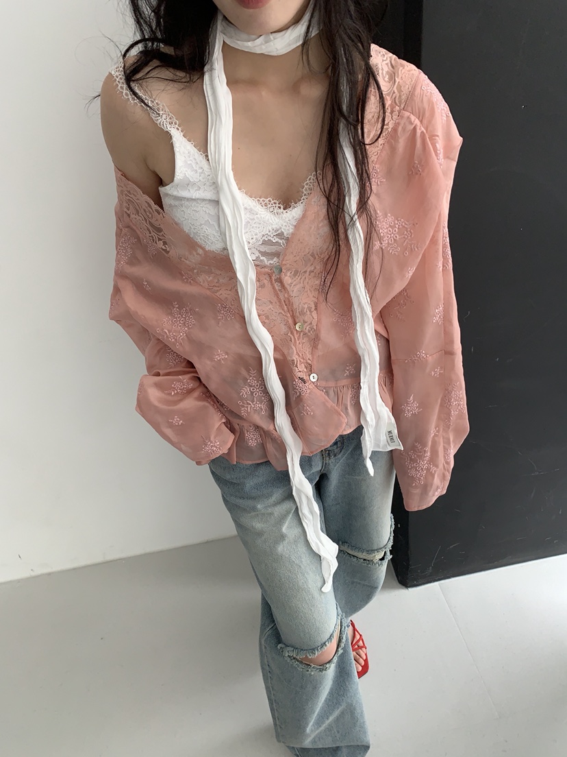 MURMUR韓國東大門直郵女裝新品推薦人氣襯衫蕾絲衫羊毛開襟MURMUR襯衫/蕾絲衫