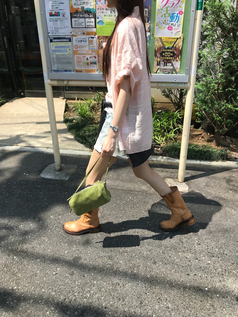 ESCHER東大門實拍韓國女士新款人氣熱賣休閑時尚襯衫蕾絲衫ESCHER襯衫/蕾絲衫
