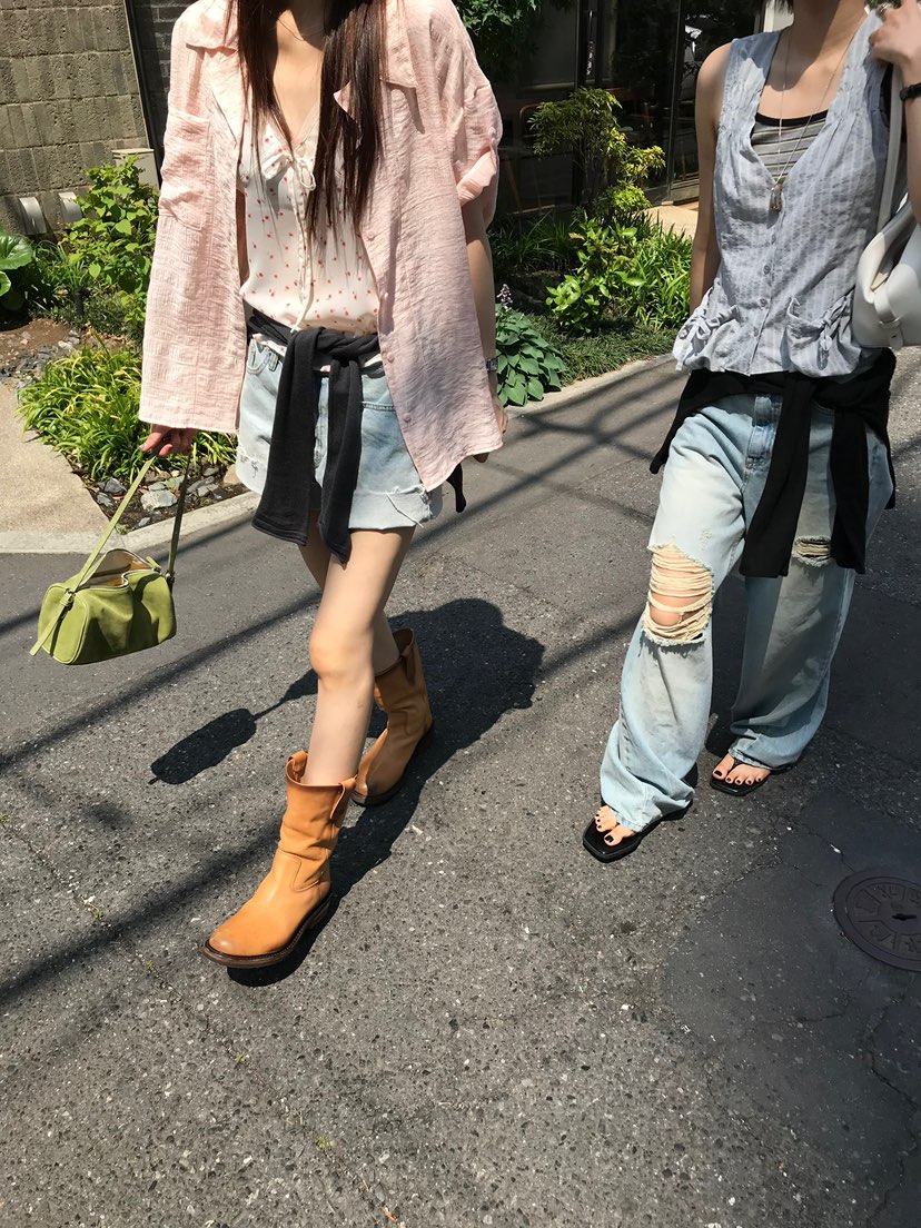 ESCHER東大門實拍韓國女士新款人氣熱賣休閑時尚襯衫蕾絲衫ESCHER襯衫/蕾絲衫