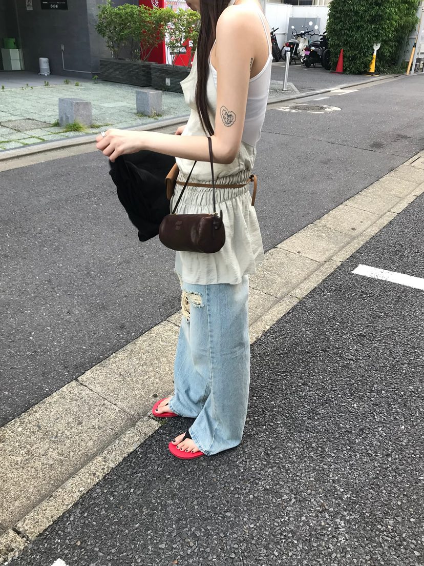 ESCHER韓國代購女裝新款休閑熱賣人氣推薦26夏季吊帶背心ESCHER吊帶/背心