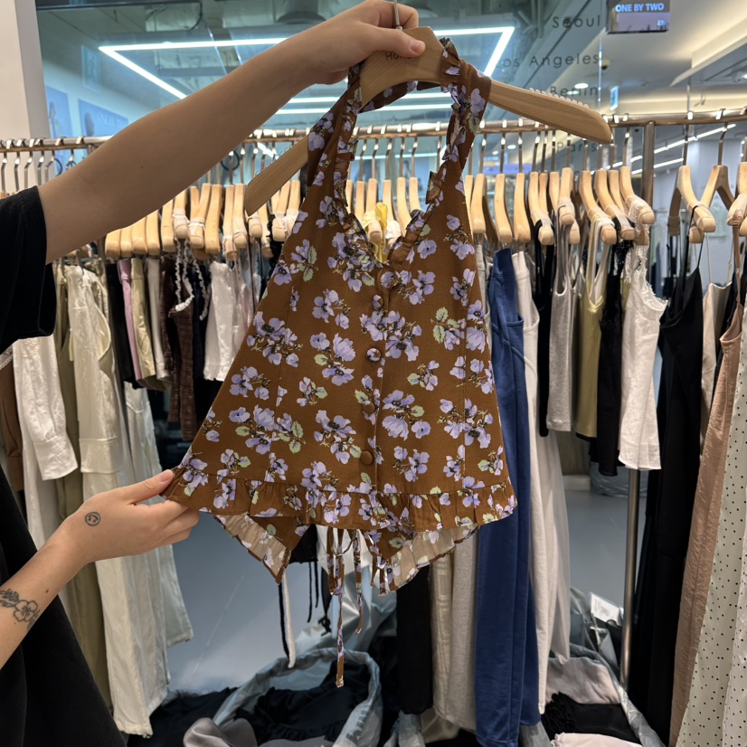 HONG.U韓國代購女裝新款時尚休閑人氣職業26春夏吊帶背心HONG.U吊帶/背心圖色2