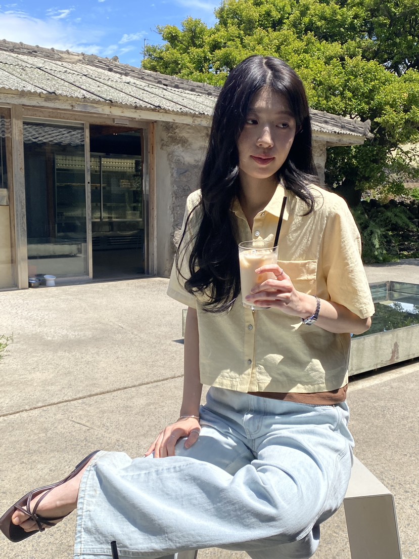 ERUME韓國直郵女士新款26夏季26春夏休閑人氣推薦襯衫蕾絲衫ERUME襯衫/蕾絲衫