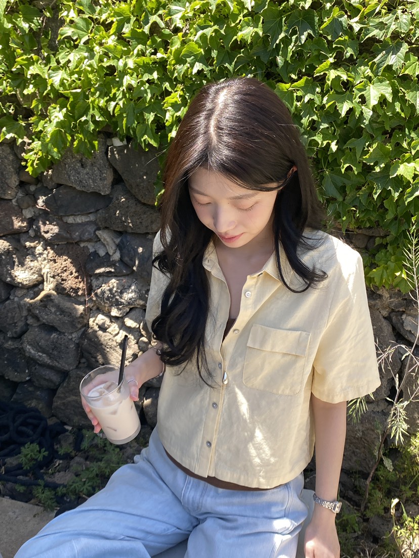 ERUME韓國直郵女士新款26夏季26春夏休閑人氣推薦襯衫蕾絲衫ERUME襯衫/蕾絲衫