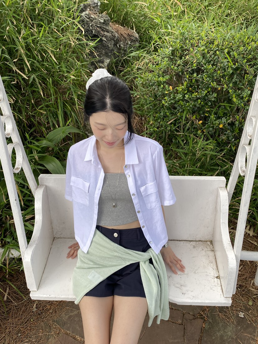 ERUME韓國直郵女士新款26夏季26春夏休閑人氣推薦襯衫蕾絲衫ERUME襯衫/蕾絲衫