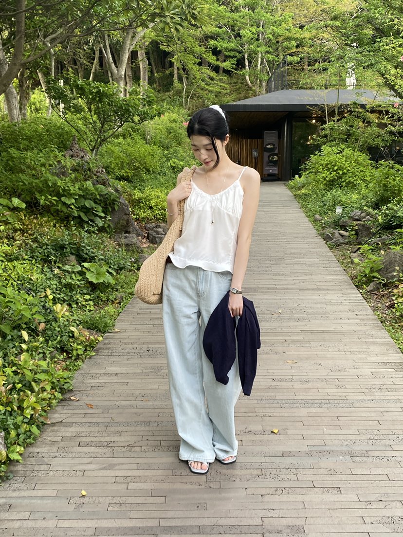 ERUME東大門實拍韓國女士新品推薦26夏季26春夏時尚吊帶背心ERUME吊帶/背心
