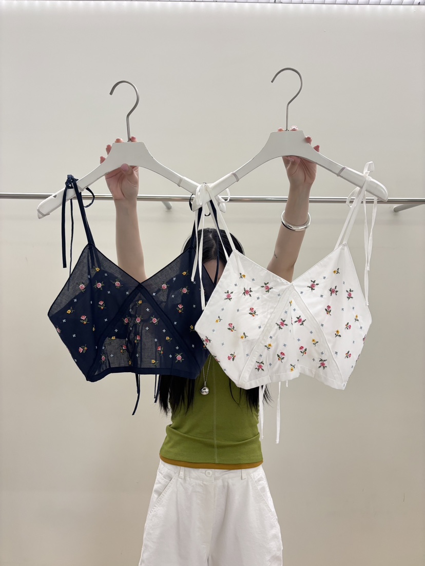 PEBBLE東大門實拍韓國女士新品時尚26夏季吊帶背心刺繡圍巾PEBBLE吊帶/背心