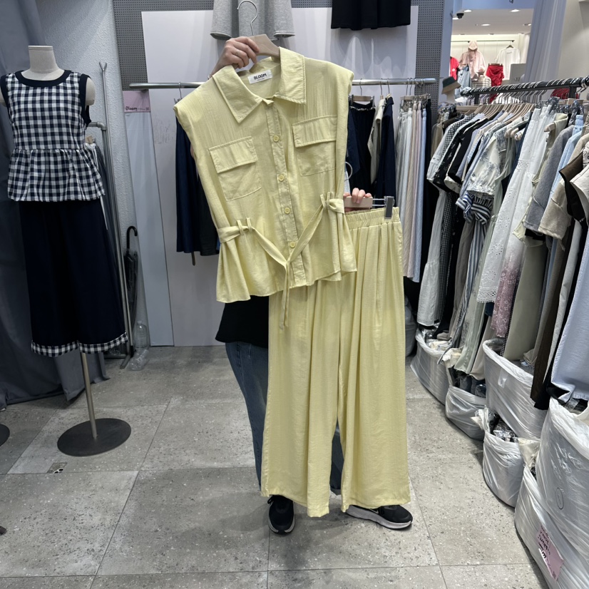 BLOOM東大門實拍韓國女裝新品熱賣26夏季推薦套裝系帶套裝BLOOM-Q套裝圖色2