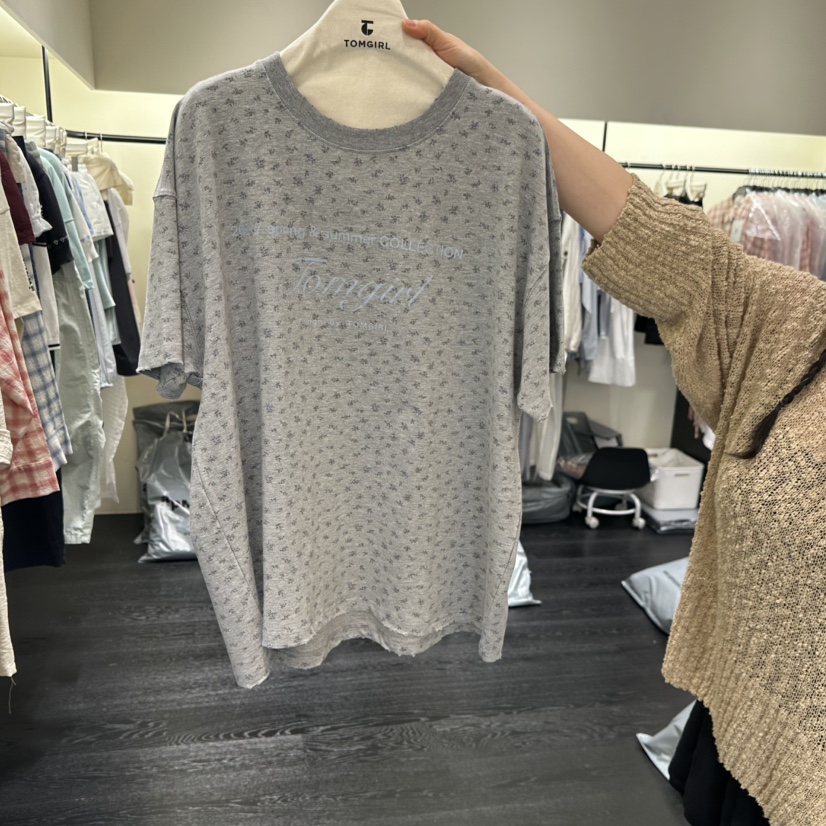 TOMGIRL韓國東大門直郵女士新品職業26夏季休閑時尚熱賣T恤TOMGIRLT恤圖色2