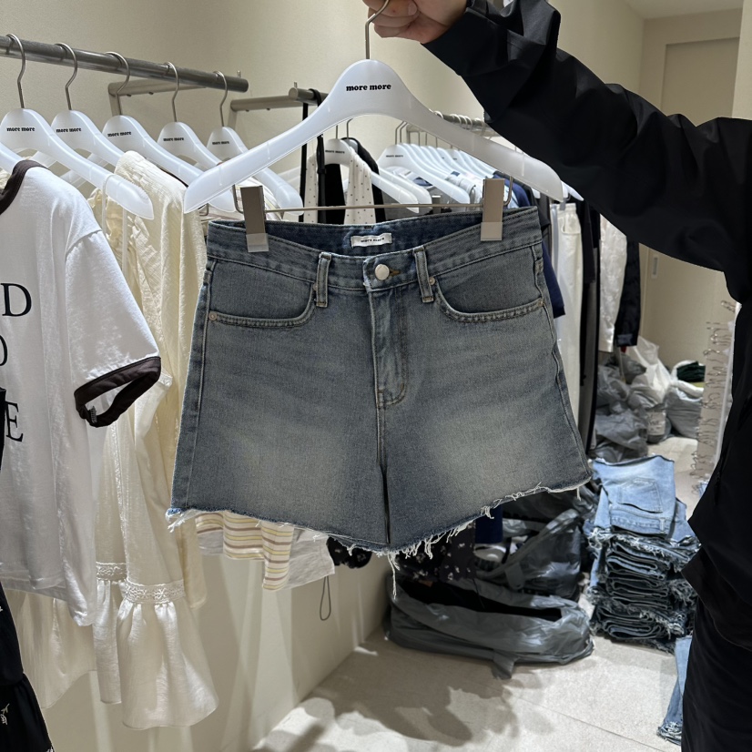 MOREMORE韓國代購女士新品休閑人氣推薦時尚職業熱賣短褲more more短褲圖色1