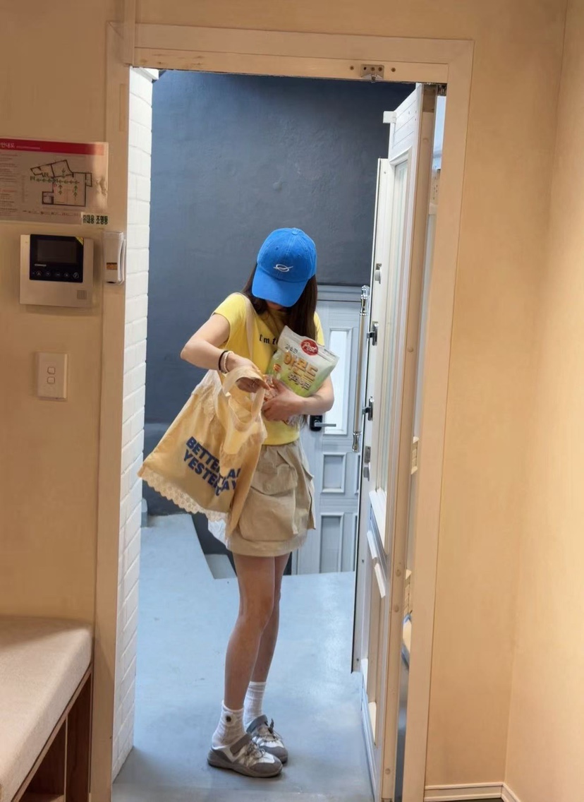 OKIE韓國直郵女裝新品人氣推薦休閑26春夏熱賣職業T恤印花OKIET恤