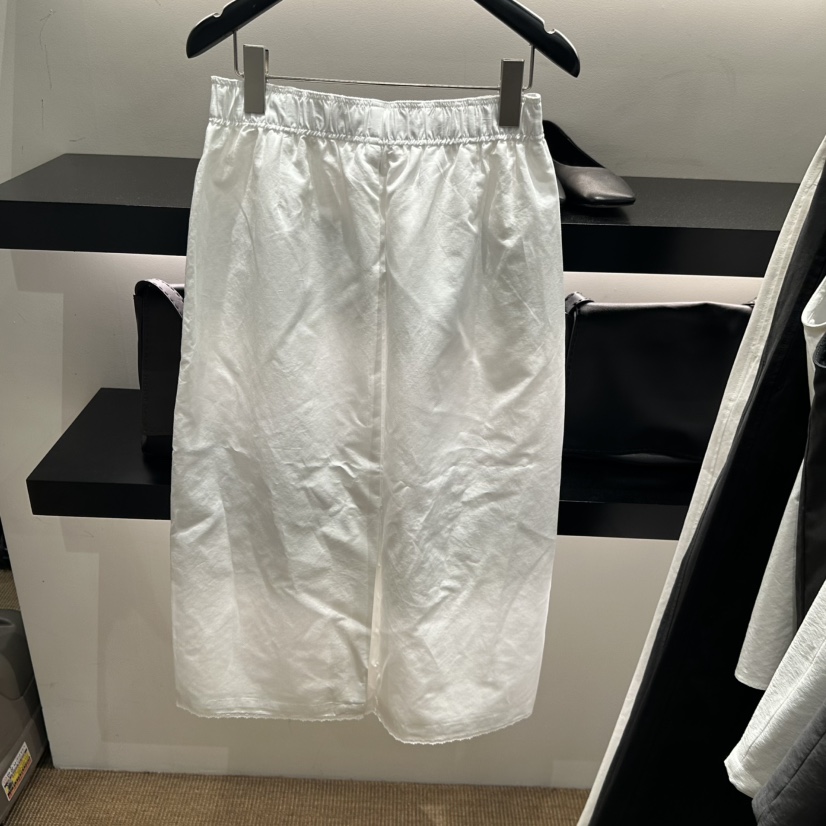 FEBRUARY 11韓國直郵女裝新品26春夏職業26夏季推薦長裙FEBRUARY 11長裙
