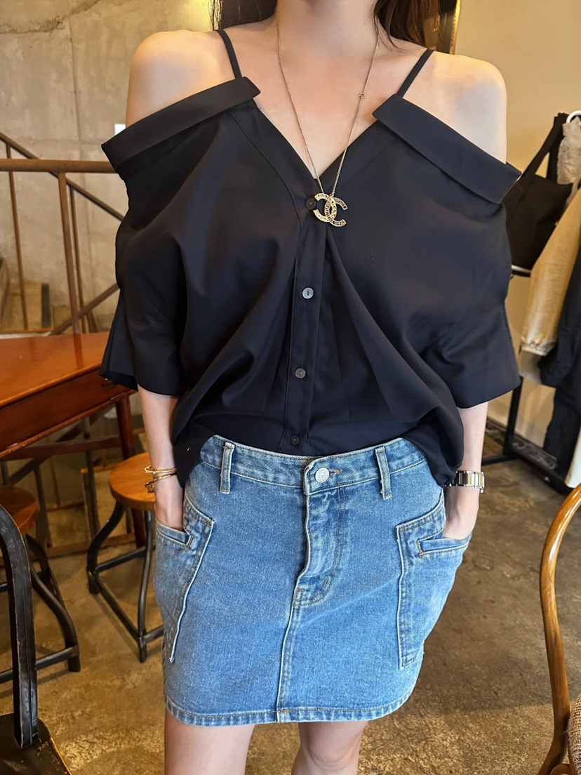 GENTLE B/LOVENTINA韓國東大門直郵女裝新品熱賣襯衫蕾絲衫露肩寬松GENTLE B/LOVENTINA襯衫/蕾絲衫圖色3
