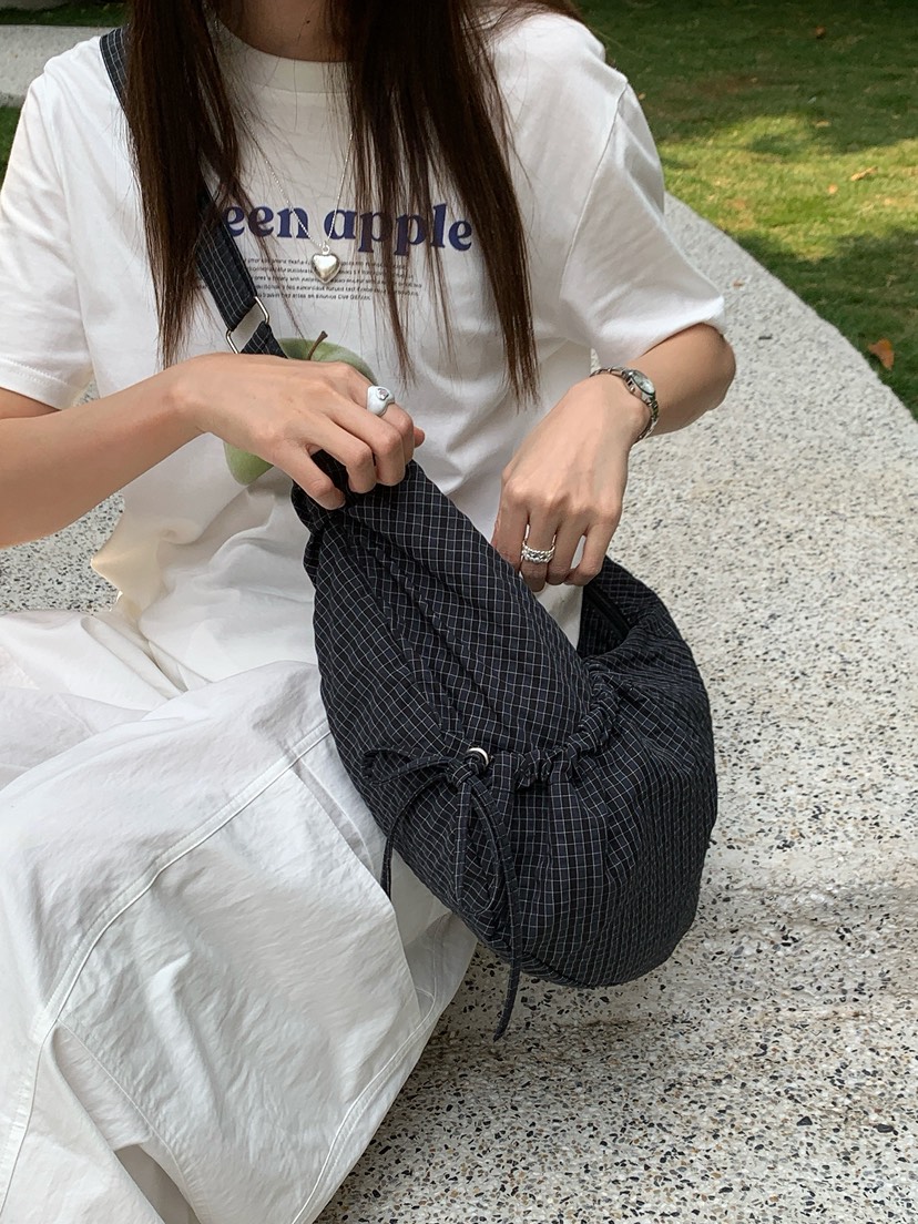 POSH BLUE韓國代購女裝新款時尚休閑26春夏職業單肩斜跨包POSH BLUE單肩/斜跨包