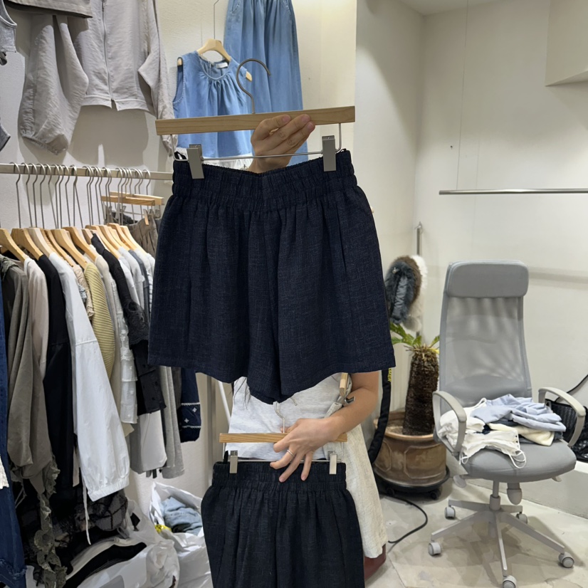 HIPTIQUE東大門實拍韓國女士新品職業熱賣時尚人氣短褲破洞HIPTIQUE短褲圖色3深藍色