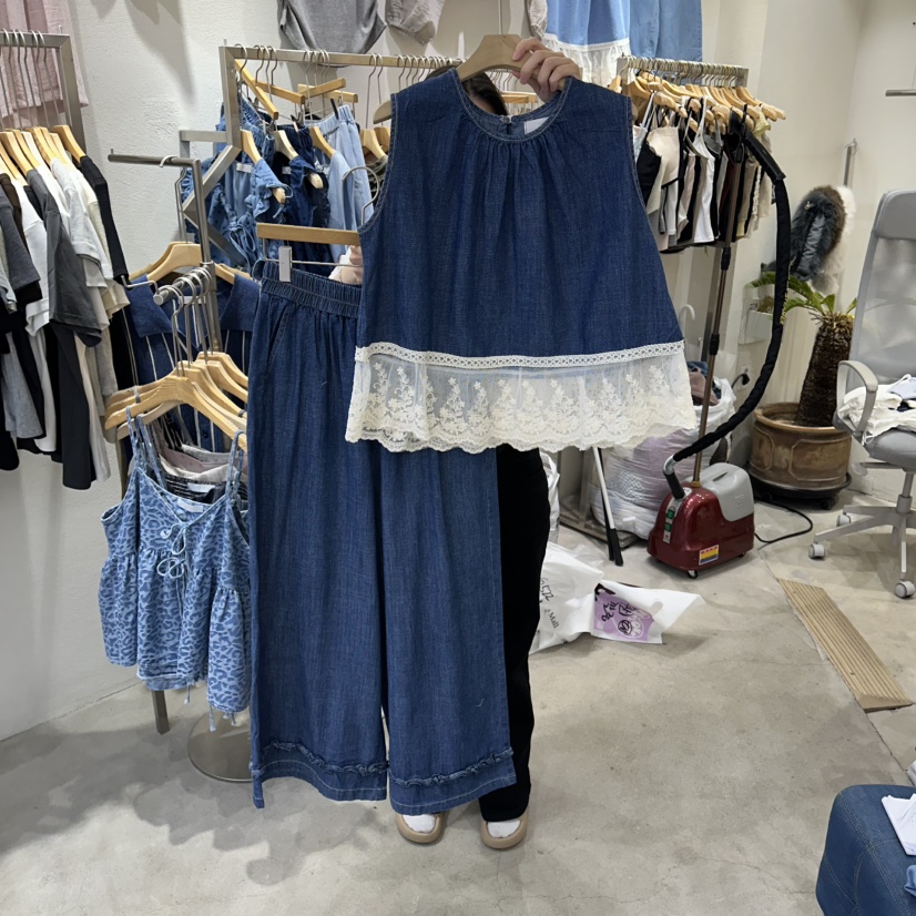 HIPTIQUE東大門實拍韓國女士新品26夏季推薦熱賣套裝蕾絲HIPTIQUE套裝圖色2