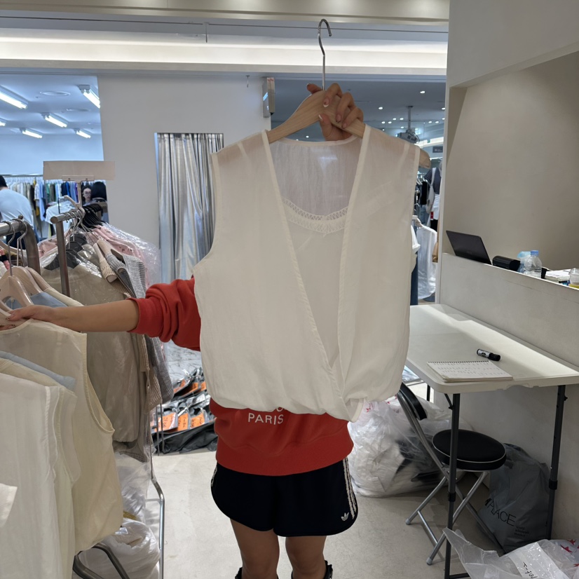 Color B韓國東大門直郵女士新品職業人氣吊帶背心開襟衫Color B吊帶/背心圖色1