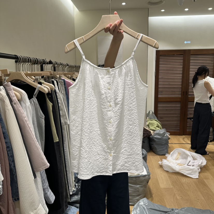 GILLI韓國東大門直郵女裝新款熱賣時尚人氣休閑26夏季吊帶背心GILLI吊帶/背心圖色1