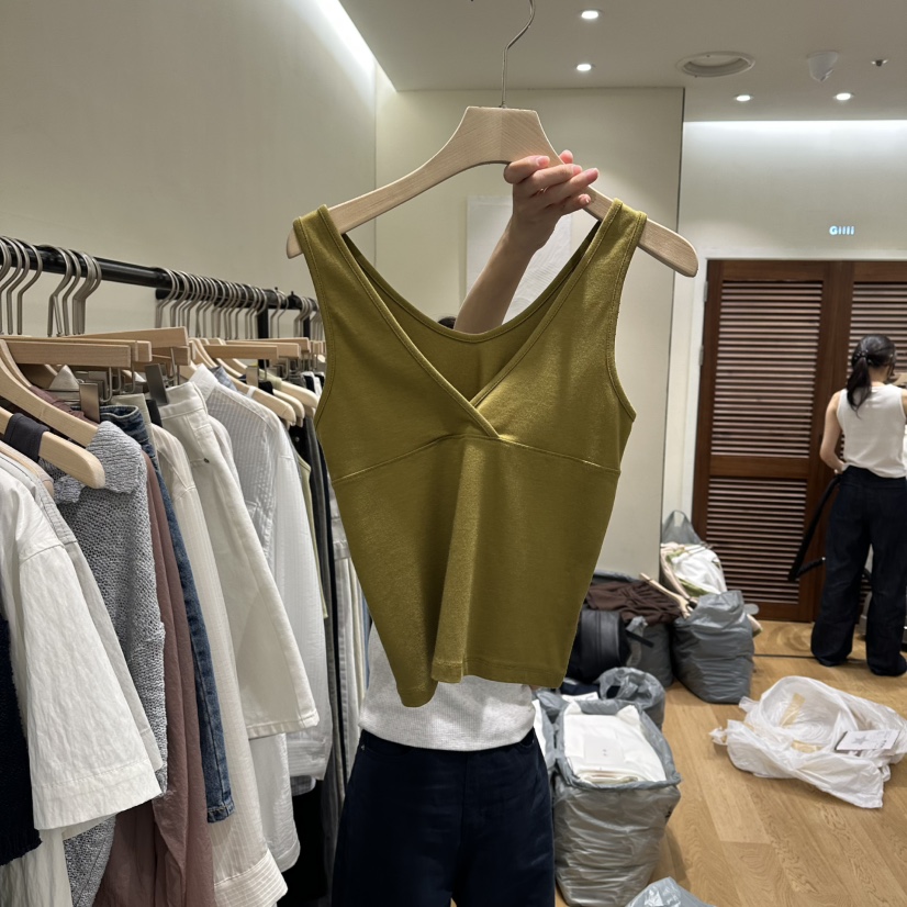 GILLI韓國直郵實拍女裝新品熱賣時尚人氣職業推薦吊帶背心GILLI吊帶/背心圖色3