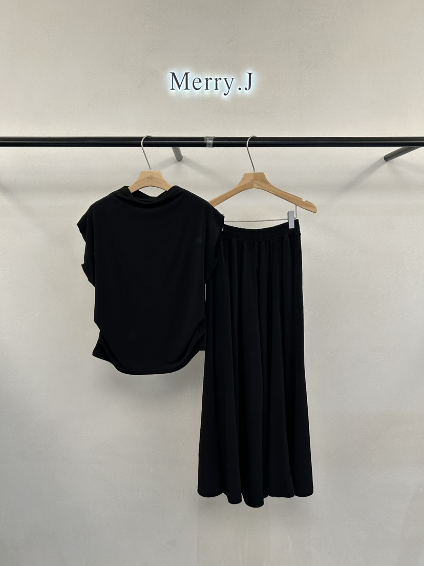 MERRY-J韓國東大門代購女裝新款26夏季時尚休閑26春夏套裝MERRY-J套裝圖色4黑色