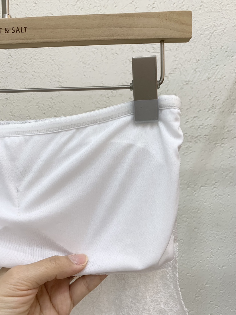 LIGHT AND SALT東大門實拍韓國女裝新品26夏季吊帶背心LIGHT AND SALT吊帶/背心