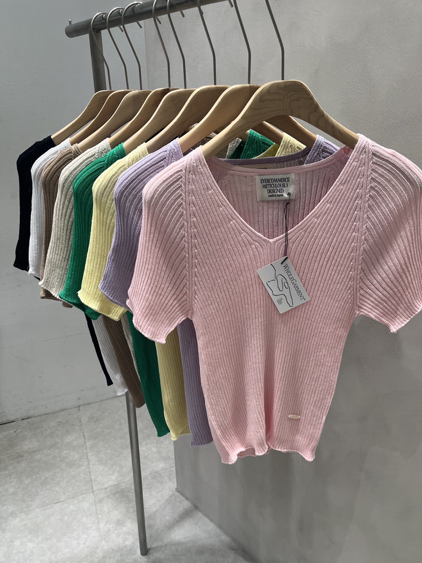 EVERCOMMERCE METICULOUSLY DESIGNED韓國代購女裝新品26春夏針織衫EVERCOMMERCE METICULOUSLY DESIGNED針織衫