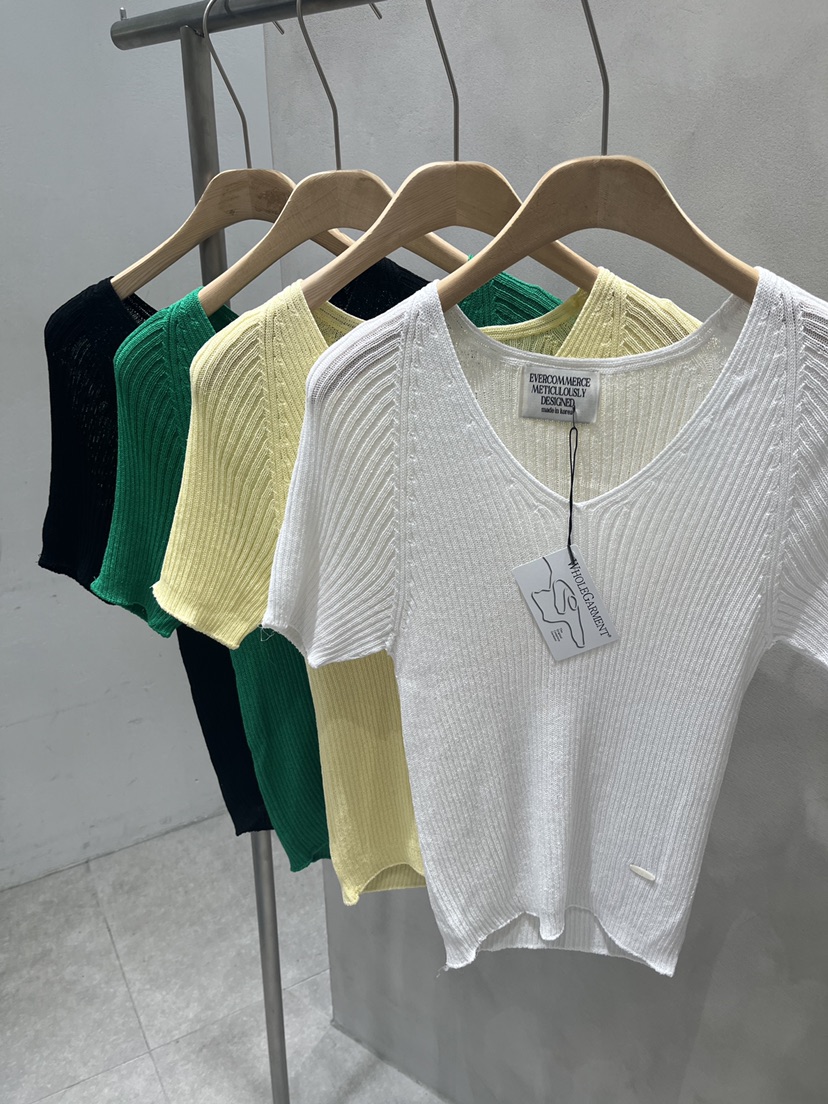 EVERCOMMERCE METICULOUSLY DESIGNED韓國代購女裝新品26春夏針織衫EVERCOMMERCE METICULOUSLY DESIGNED針織衫