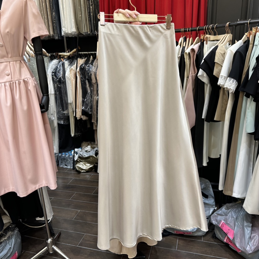 HERISH-HAUTE韓國直郵女裝新款時尚26夏季26春夏推薦長裙緞Herish-Haute-A長裙